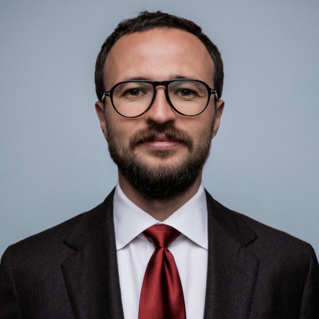 Avatar Михаил Гребенюк