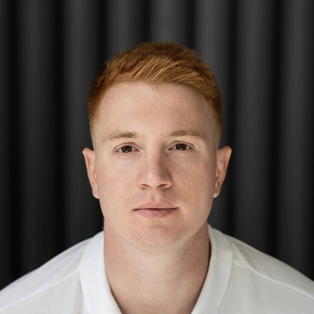 Avatar Максим Левченко