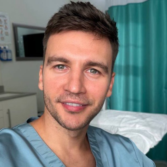 Avatar Алесь Улищенко | Врач-остеопат, канд. мед. наук | Автор фейспластики